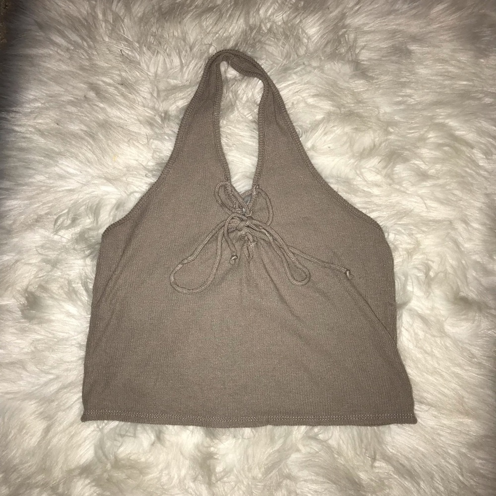 LAST CHANCE❗️Kendall and Kylie Halter Top - Picture 1 of 4